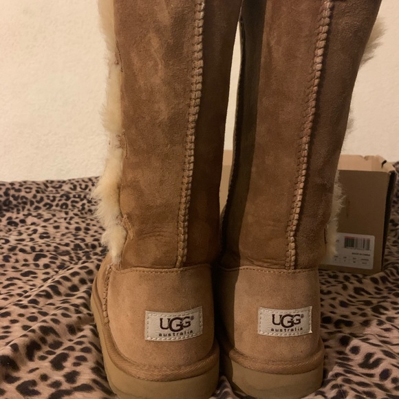 Ugg boots - Picture 4 of 8